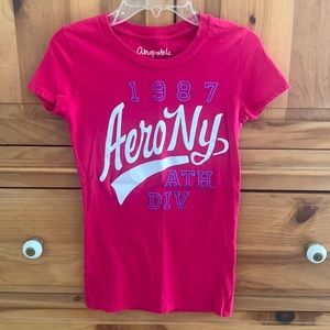 EUC Aeropostale Graphic Tee • Size XS